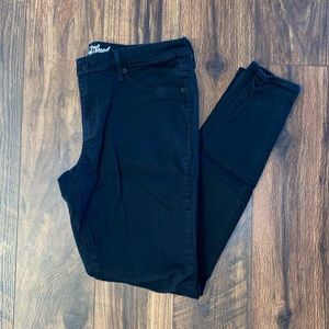 Universal thread skinny jeans-NWOT
